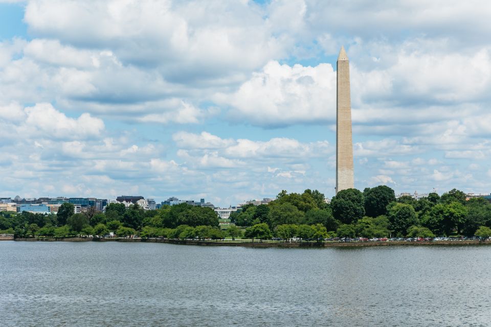 Washington DC Day Trip by Bus from New York City - Lincoln Memorial and Jefferson Memorial: the story behind the stone