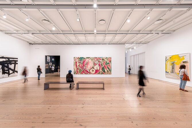 Whitney Museum of American Art Admission Ticket - Crowds, signs, and the small frictions that affect enjoyment